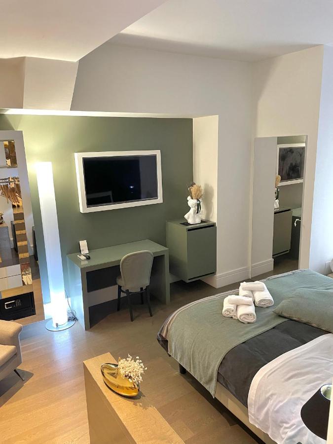 Xenia Luxury Rooms Reggio Calabria Exterior foto